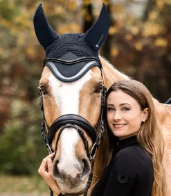 Waldhausen Fliegenhauben|Turnierschabracken & Fliegenohren></noscript>Fliegenohren Competition