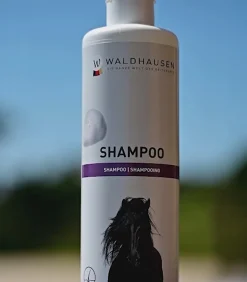 Waldhausen Fell, Mähne & Haut>Pflegeshampoo Cassis, 500 ml